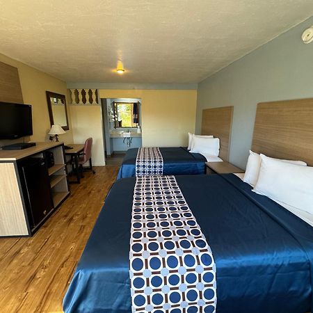 מודסטו Discovery Inn מראה חיצוני תמונה